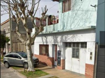 Casa de 5 ambientes, Vicente López · Vivienda Multifamiliar en Florida. Ideal Inversor!