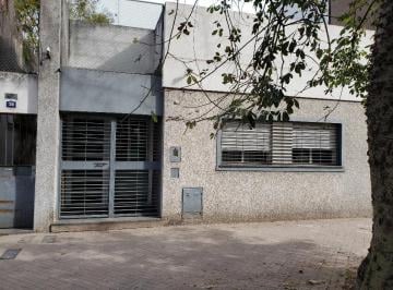 Casa · 95m² · 5 Ambientes · Casa - Rosario