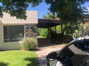 Casa · 174m² · 4 Ambientes · Casa 3 Dorm.. | Oldman Al 700