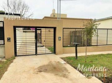 Departamento · 90m² · 3 Ambientes · Oportunidad de Inversión! 2 Deptos Apto Crédito en Venta