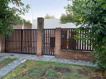 Casa · 80m² · 3 Ambientes · 1 Cochera · Casa en Venta Matheu