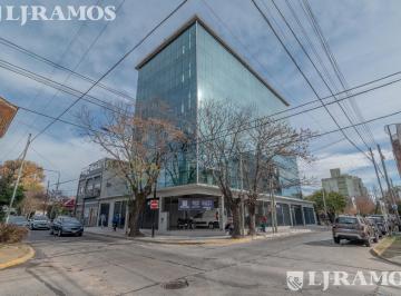 Edificio · 1380m² · 40 Cocheras · Edificio Comercial en Berazategui