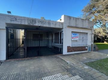 Casa · 135m² · 4 Ambientes · 1 Cochera · Casa Americana en Venta en S. A. de Padua Centro