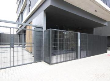 Garage · 11m² · Cochera Cubierta en Pb en Olivos