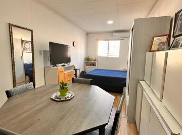 Departamento · 24m² · 1 Ambiente · Monoambiente en Planta Baja en Venta en San Lorenzo Al 2000, Smt