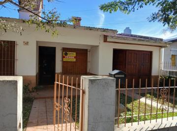 Casa de 5 ambientes, Valle Hermoso · Se Vende Casa de 2 Dorm. en Valle Hermoso