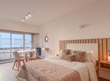 Departamento · 24m² · 1 Ambiente · Monoambiente Reciclado Plaza Colon Frente C/balcón