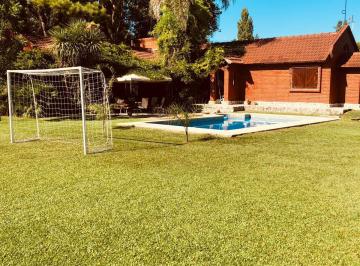 Casa de 5 ambientes, Moreno · Casa Quinta Parque Gorriti