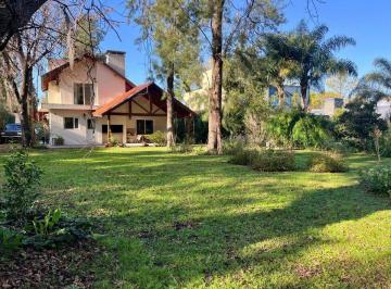 Casa · 123m² · 4 Ambientes · 2 Cocheras · Casa en Venta en Club de Campo La Taquara