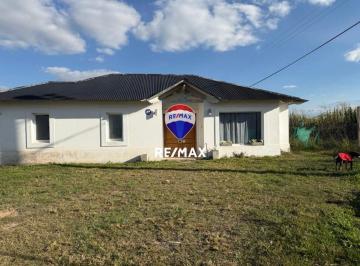 Casa · 91m² · 3 Ambientes · En Venta Casa en El Mollar II