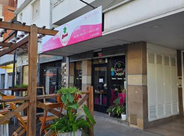 Local comercial , Tres de Febrero · Saenz Peña Local Apto Gastronomia con Gas F Ameghino 2829 50 m²
