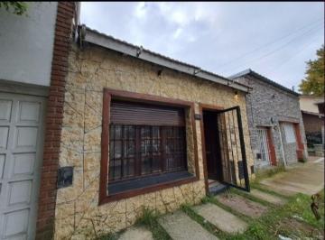 PH · 56m² · 2 Ambientes · PH 2amb con Pileta Funes y Castelli