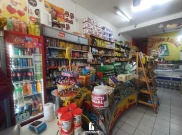 Local comercial · 40m² · Openhouse Vende Local Comercial Ubicado en Dorrego a m de La Calle Principal Adolfo Calle