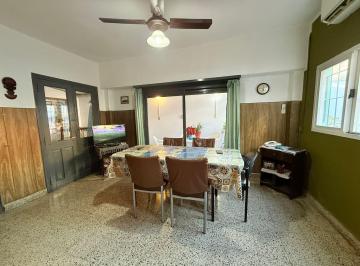 Casa de 4 ambientes, General San Martín · Casa en Venta en San Andrés