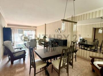 Departamento · 172m² · 5 Ambientes · Gran Piso 5 Ambientes, Super Cómodo y Luminoso