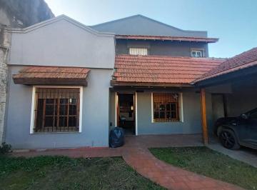 Casa de 5 ambientes, Ezeiza · Alquiler La Union - Ezeiza Casa 4 Dorm. Cochera Patio a m de Ruta 205