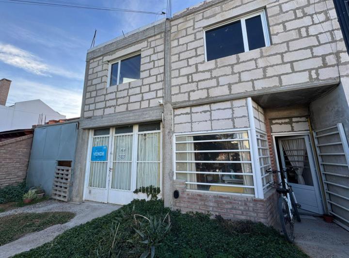 Departamento · 100m² · 7 Ambientes