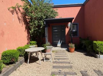 Casa de 4 ambientes, Zárate · Casa en Venta de 2 Dorm. C/ Cochera en Zárate