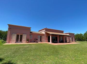 Campo · 360m² · 8 Ambientes · Fracción Apto Desarrollo Inmobiliario Barrio Cerrado o Loteo.