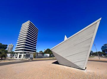 Departamento · 160m² · 4 Ambientes · 2 Cocheras · Venta - Departamento de Categoría a Estrenar con Amenities y Vista Al Río. Puerto Norte, Rosario.