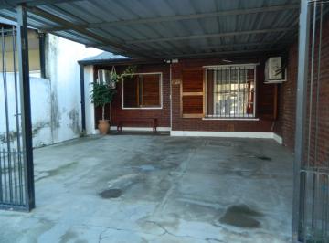 Casa · 4266m² · 3 Ambientes · 3 Cocheras · Casa en Venta, 3 Ambientes, en Campana, Gba Norte