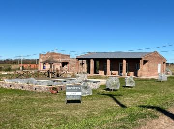Casa · 58m² · 3 Ambientes · 1 Cochera · Casa a Terminar en Solares Sur - Pueblo Carcaraes