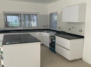Casa de 6 ambientes, Zárate · Casa Venta en Zárate: Country Smithfield a Estrenar Residencial Lujo Modernidad