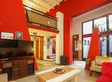 Casa · 90m² · 3 Ambientes · Casa 3 Ambientes con Terraza en Caballito