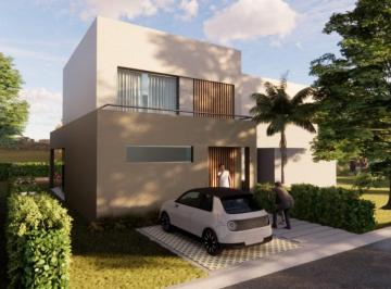 Casa · 100m² · 4 Ambientes · 1 Cochera · Casa a Estrenar en Barrio Privado La Josefina