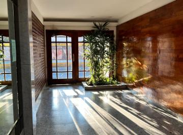 Departamento de 2 ambientes, Velez Sarsfield · Depto 2 Amb Contrafrente, Muy Cuidado - Apto Credito