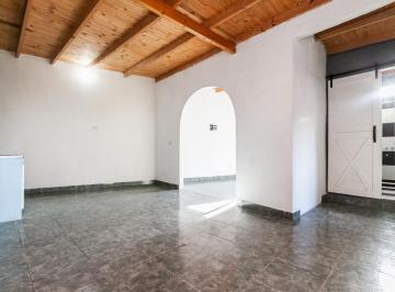 Departamento · 205m² · 7 Ambientes · 2 Cocheras · Venta de Departamentos en Block con 2 Locales y Cochera.