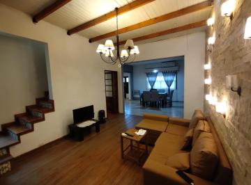 Casa de 6 ambientes, General San Martín · Casa en Venta en Villa Ballester – 3 Dorm. – Patio, Terraza y Galpón