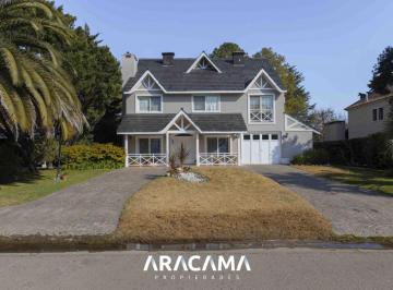 RRA-RR1-1815_2 · Casa en Venta en Saint Thomas Norte Sur - Canning