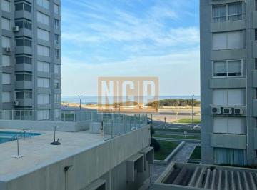 Foto1 · Apartamento en Edifciio Torres del Plata, Playa Brava, 1 Dormitorio