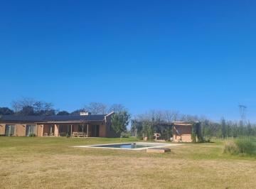 Campo · 220m² · 4 Ambientes · Casa de Campo 4 Ambientes Aduar Fin de Semana, Quincena