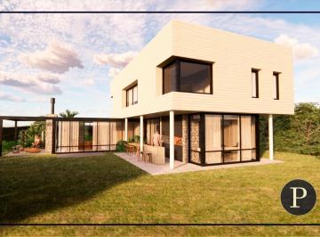 Casa · 228m² · 4 Ambientes · Casa en Casonas del Haras