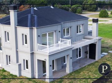 Casa · 247m² · 4 Ambientes · Casa en Haras del Mar