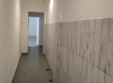 Local comercial de 1 ambiente, Córdoba · Alquilo Salón Comercial S/exp. Frente a Nvo. Ctro. Shopping.