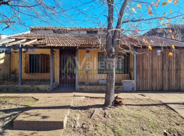 Casa de 5 ambientes, Hurlingham · Chalet en Venta 5 Ambientes con Jardin, Villa Tesei, Hurlingham