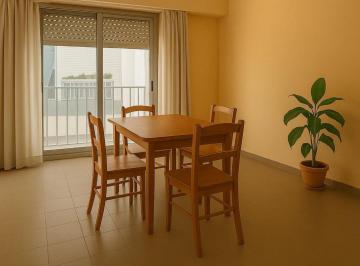 Departamento · 80m² · 4 Ambientes · Alquiler Depto. 4 Amb. en Caseros Sobre Av Mitre