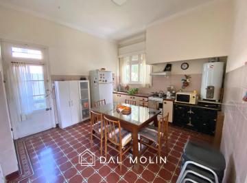 Casa de 4 ambientes, Mar del Plata · Venta. Casa. 5 Ambientes. Barrio San Juan. Garage