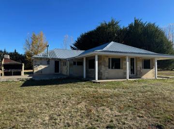 Casa de 6 ambientes, Esquel · Casa Villa Hípica Esquel - Chubut - Patagonia