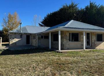 Casa · 200m² · 6 Ambientes · Casa Villa Hípica Esquel - Chubut - Patagonia