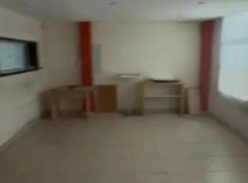 Local comercial · 145m² · 3 Ambientes · Local Comercial en Venta - 3 Ambientes 2 Baños - Parque Chacabuco