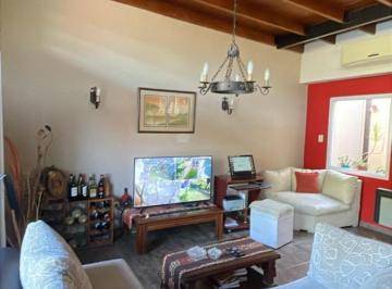 Casa · 120m² · 3 Ambientes · Casa en Venta - 2 Dorm. 2 Baños - La Plata