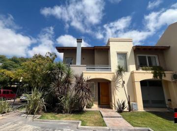 Casa de 3 ambientes, Guaymallén · Casa en Venta, Guaymallén, Mendoza.
