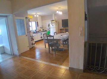 PH · 87m² · 3 Ambientes · PH 3 Amb en Venta en Bernal con Quincho o 3ra Hab.