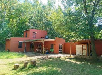 Casa · 44m² · 4 Ambientes · Casa 2 Dorm. en Venta en Los Naranjos