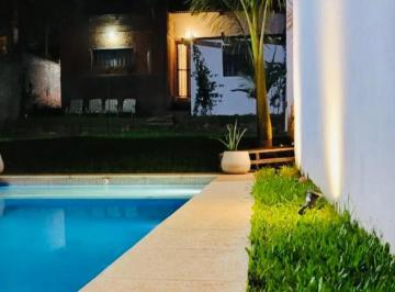 Casa · 70m² · 3 Ambientes · Casa en Venta - 2 Dorm. 1 Baño - Posadas