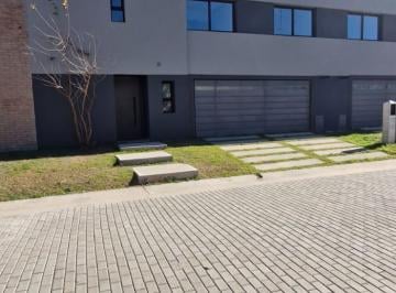 Casa de 5 ambientes, Malagueño · Alquiler! Acquavista | Dúplex a Estrenar! 3 Dormi | 3 Baños | Seguridad